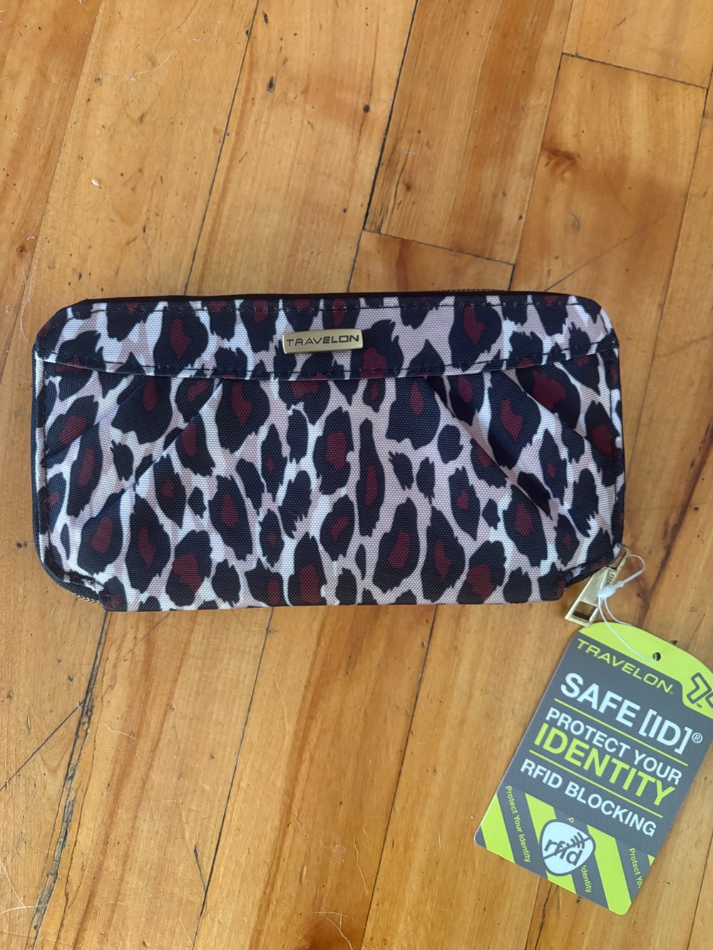 Travelon Leopard Wallet